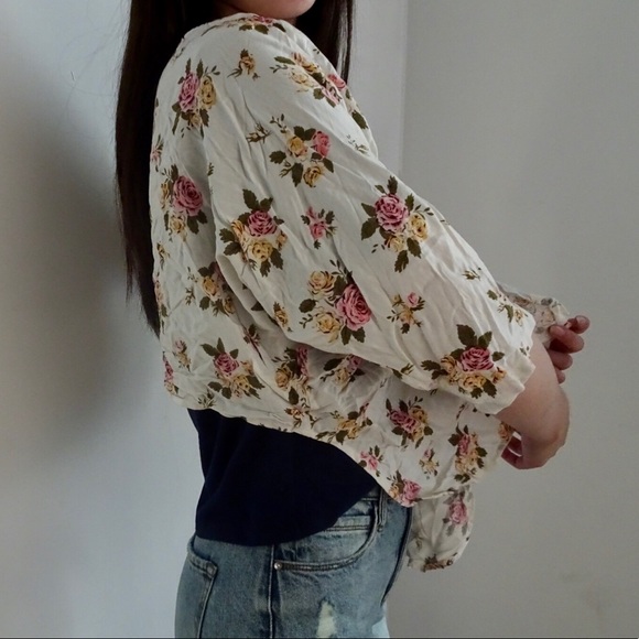 FLOWER CROP KIMONO - Picture 4 of 5